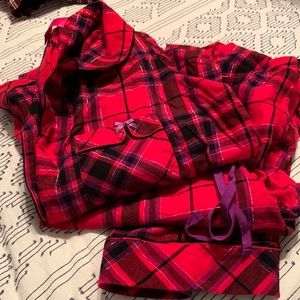 Victoria’s Secret long sleeve pajamas - worn once